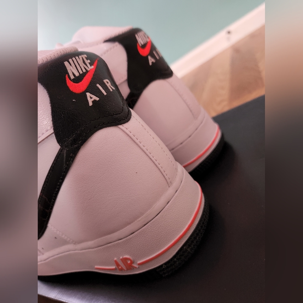 Nike White High-Top Sneakers with Black Swoosh and Pink Details - Picture 14 of 16